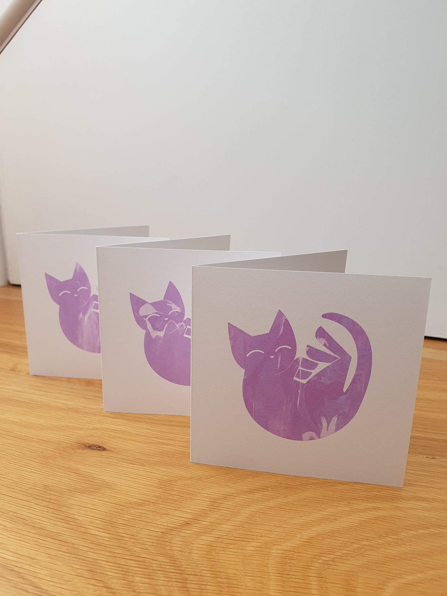 Kitten nap - 1 screen printed greetings card - by Peski Studio