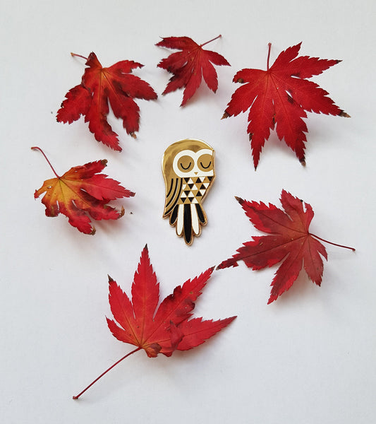 Twit Owl - Enamel Pin Badge