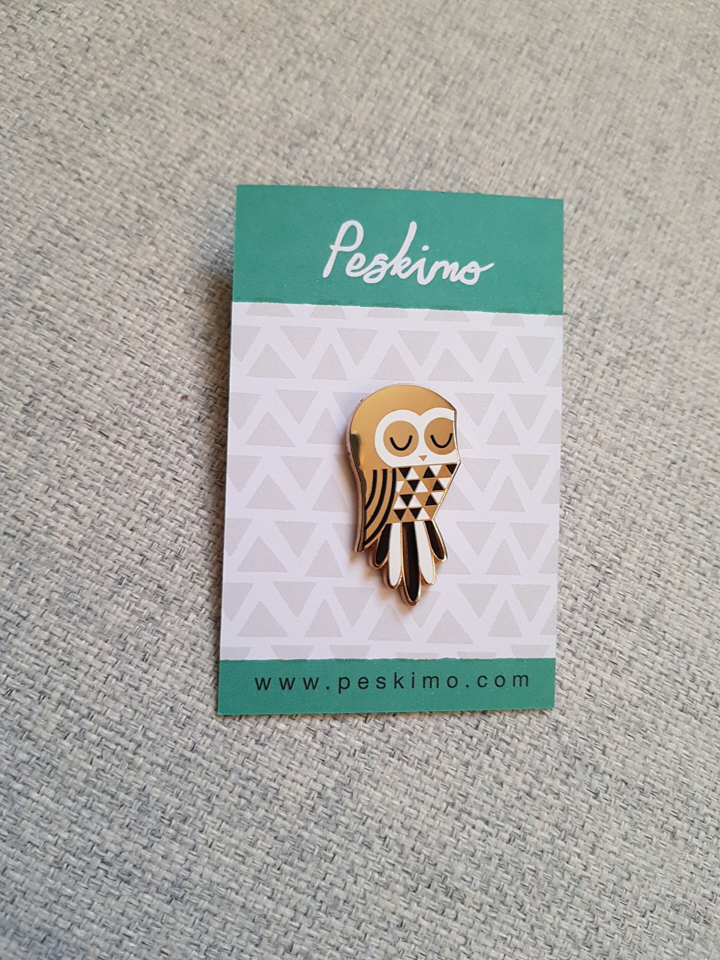 Twit Owl - Enamel Pin Badge